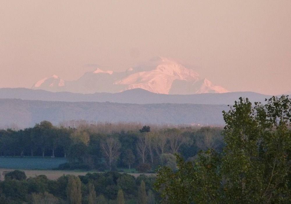 Hotel Le Kolibri Tournus Zewnętrze zdjęcie